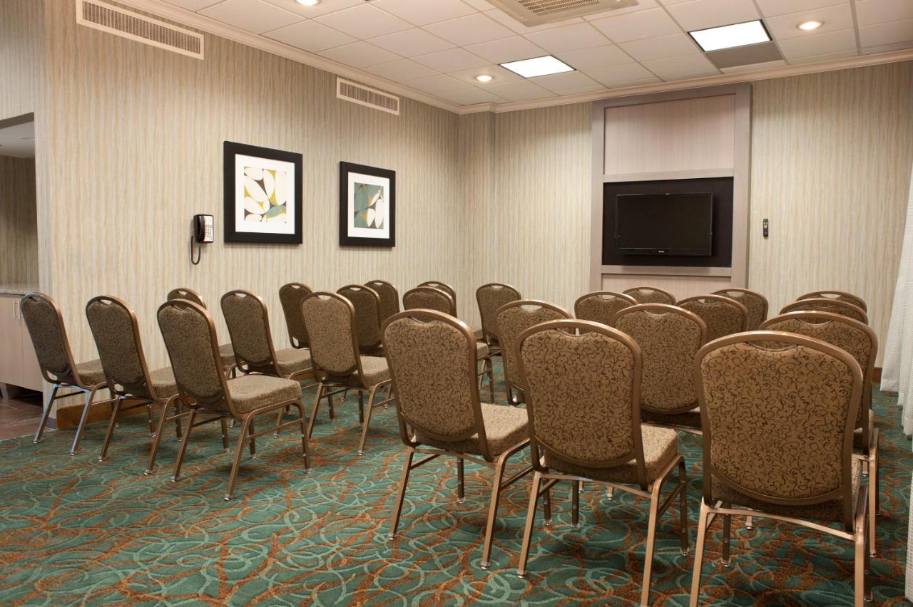 | Holiday Inn Rock Island-Quad Cities, an IHG Hotel