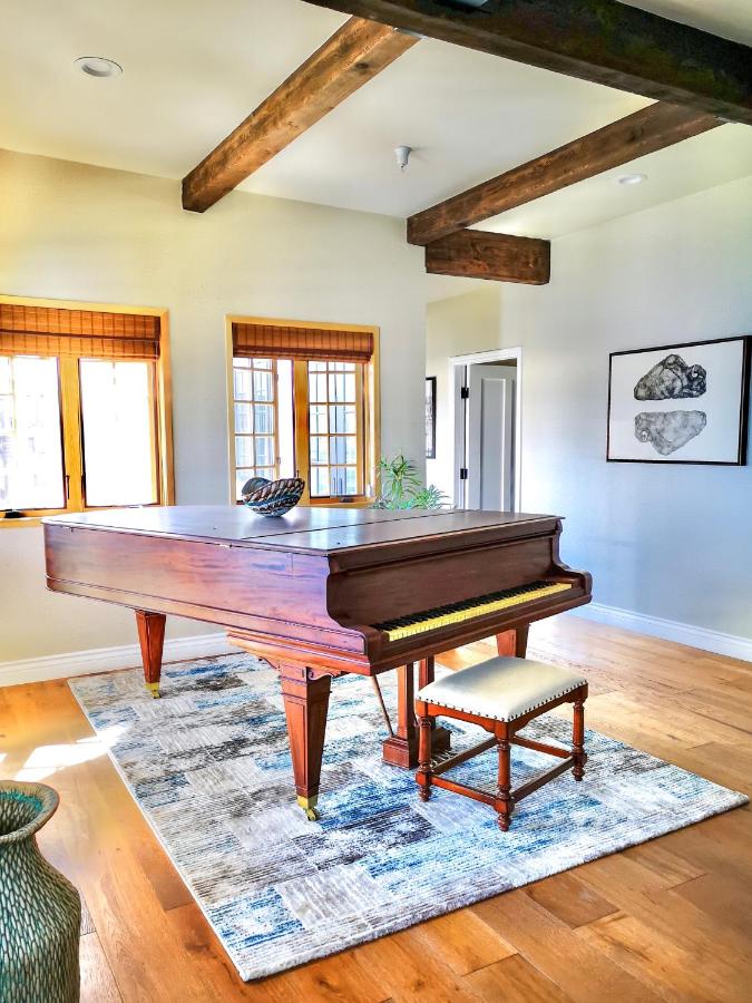 Three-Bedroom Penthouse at Zane Grey Pueblo Hotel