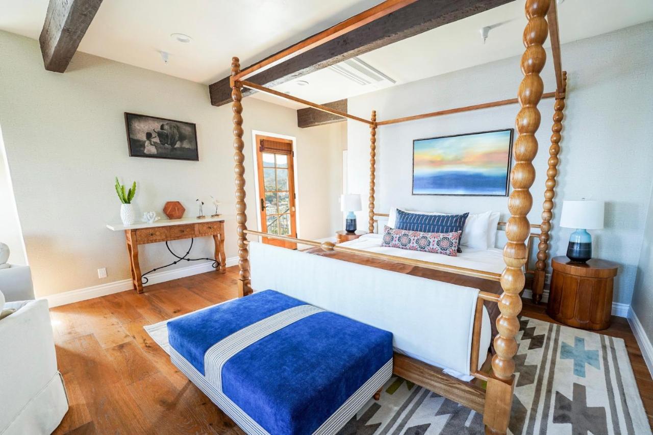 Three-Bedroom Penthouse at Zane Grey Pueblo Hotel