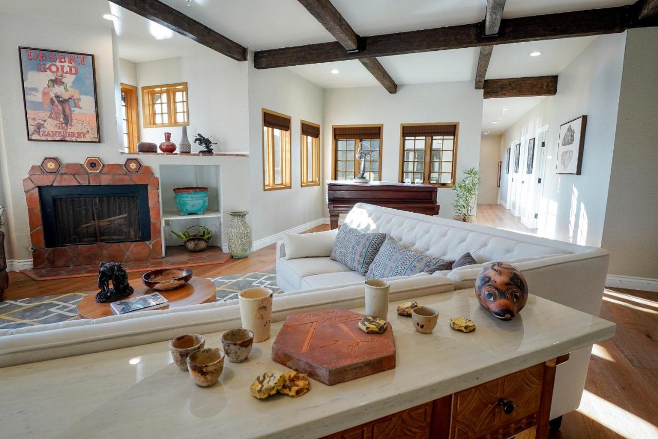 Three-Bedroom Penthouse at Zane Grey Pueblo Hotel