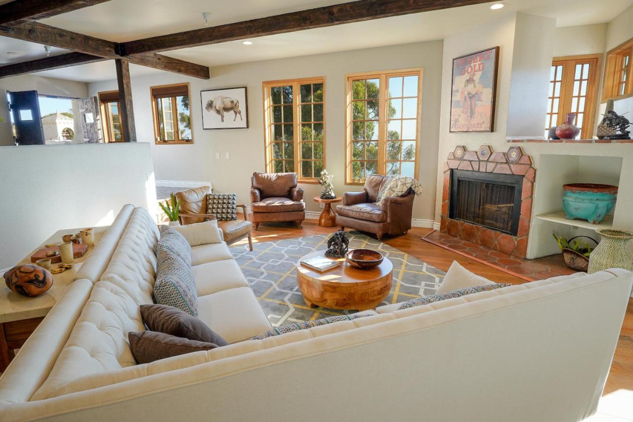 Three-Bedroom Penthouse at Zane Grey Pueblo Hotel