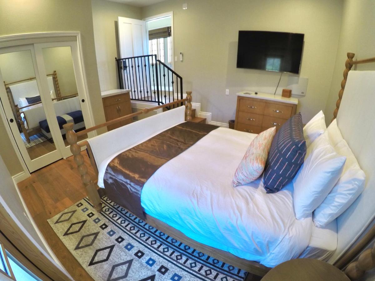 Three-Bedroom Penthouse at Zane Grey Pueblo Hotel