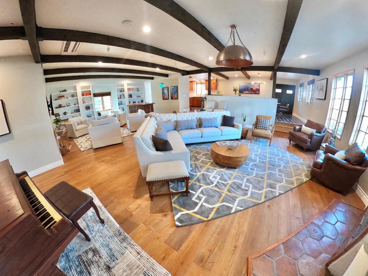 Three-Bedroom Penthouse at Zane Grey Pueblo Hotel