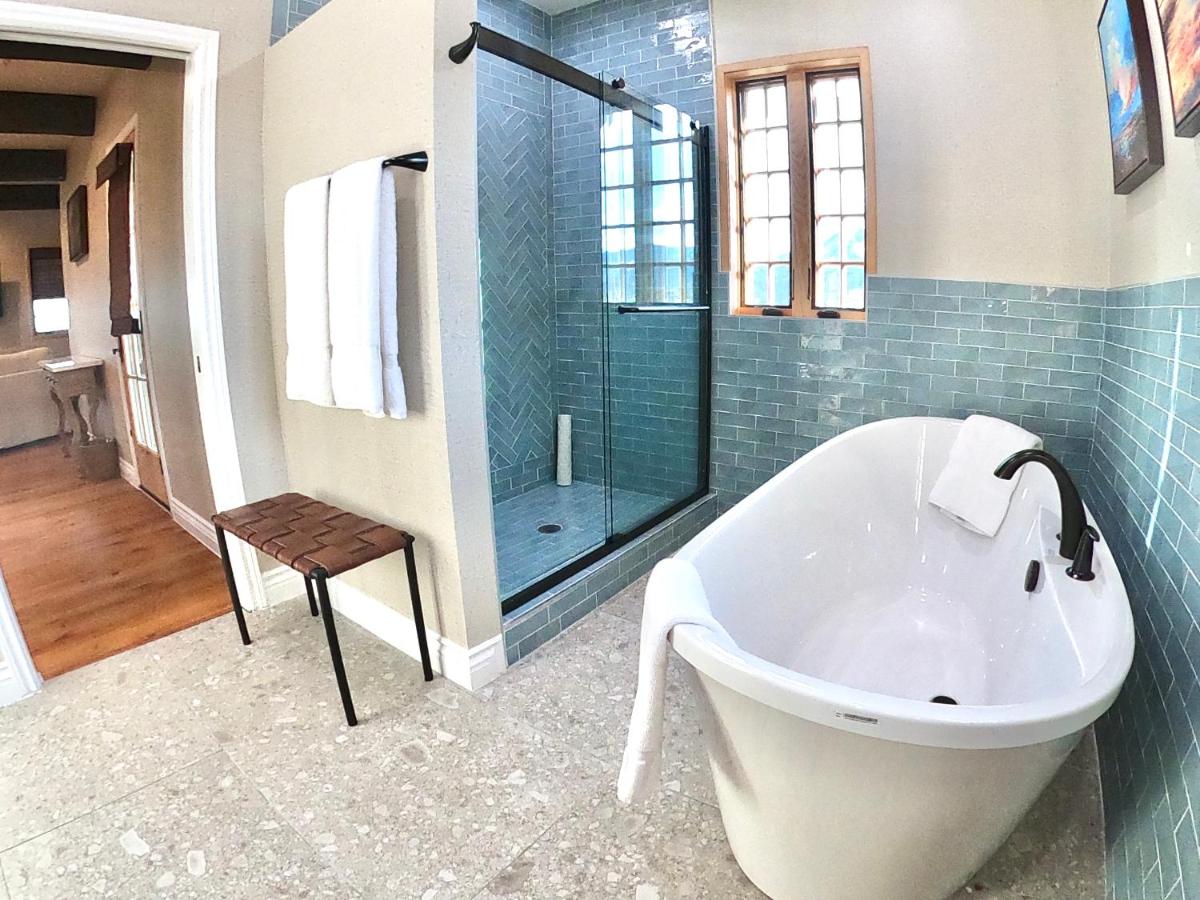 Three-Bedroom Penthouse at Zane Grey Pueblo Hotel