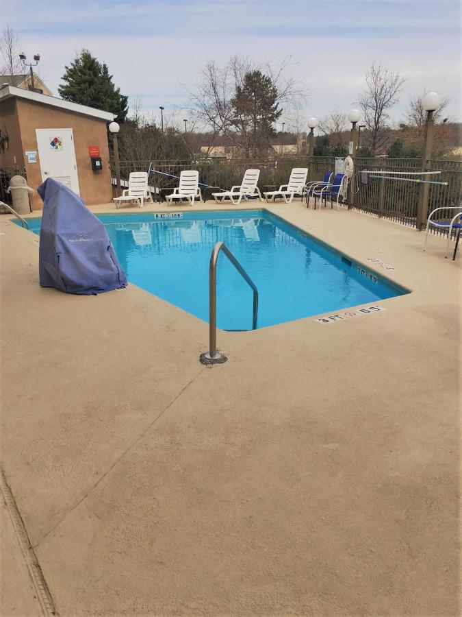  | Holiday Inn Express & Suites Asheboro