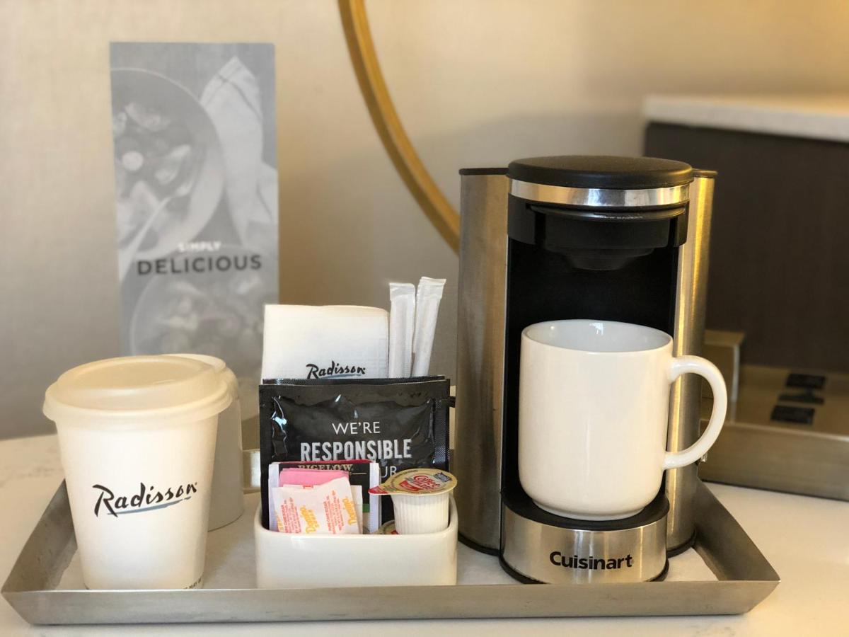 King Suite with Whirlpool at Radisson Lackawanna Station Hotel Scranton
