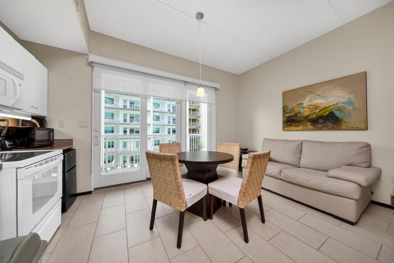 Deluxe Studio at Peninsula Island Resort & Spa - Beach Front Property at South Padre Island
