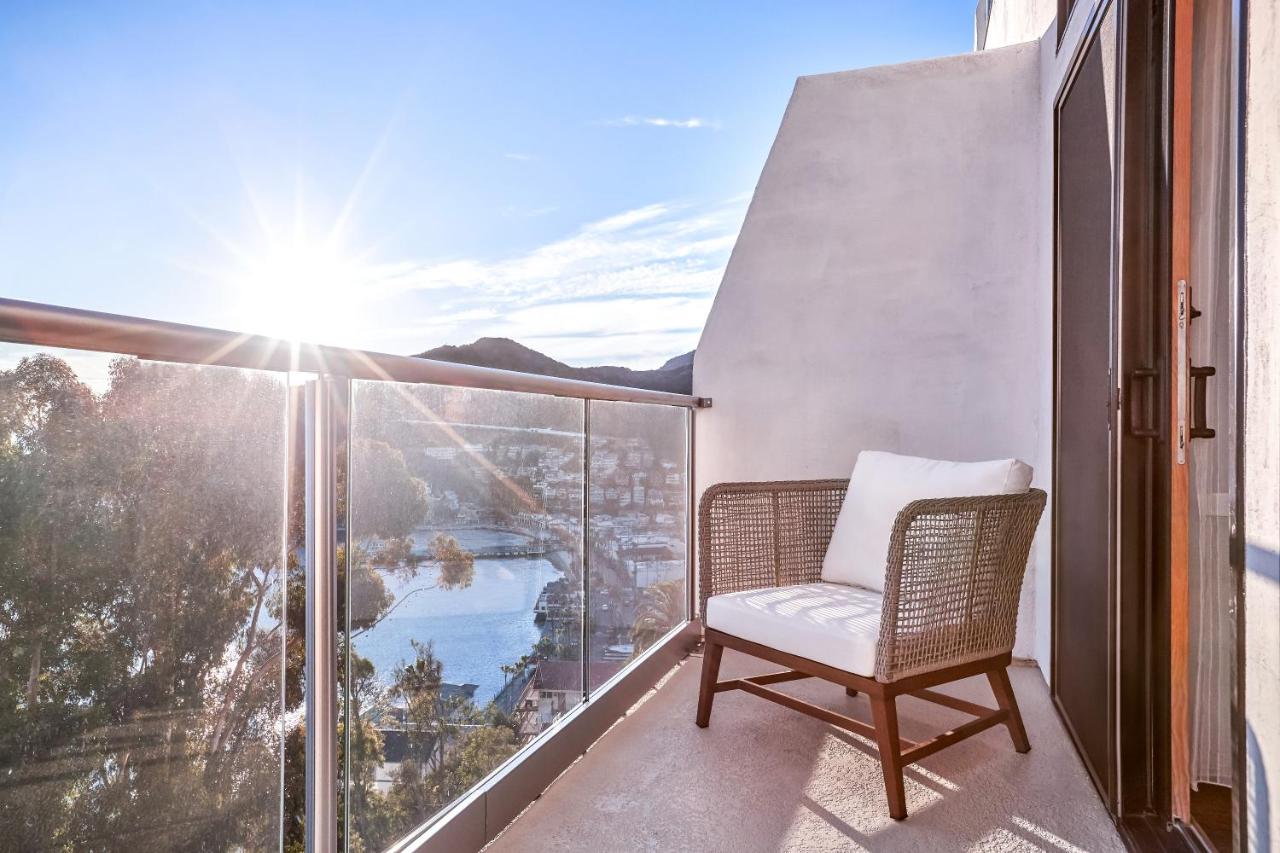 King Suite with Ocean View at Zane Grey Pueblo Hotel