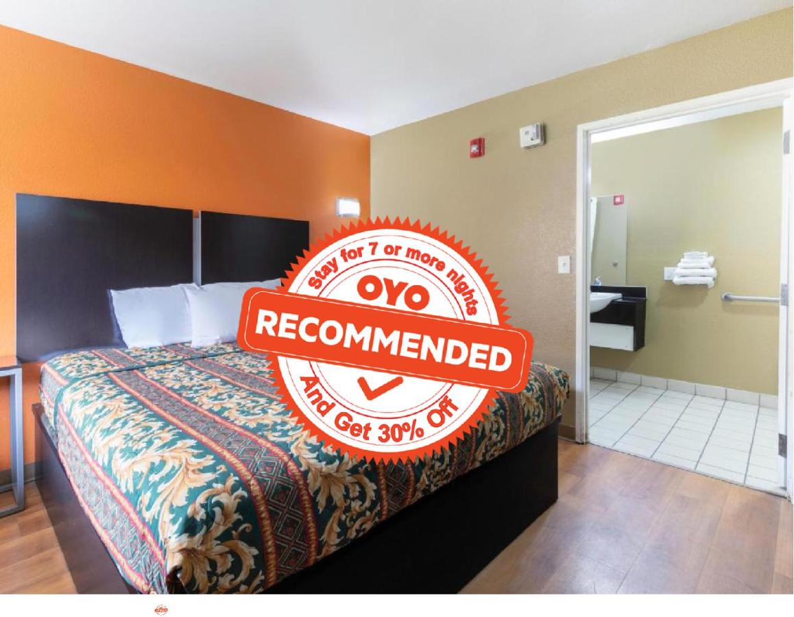  | OYO Hotel Lake Charles Hwy 10