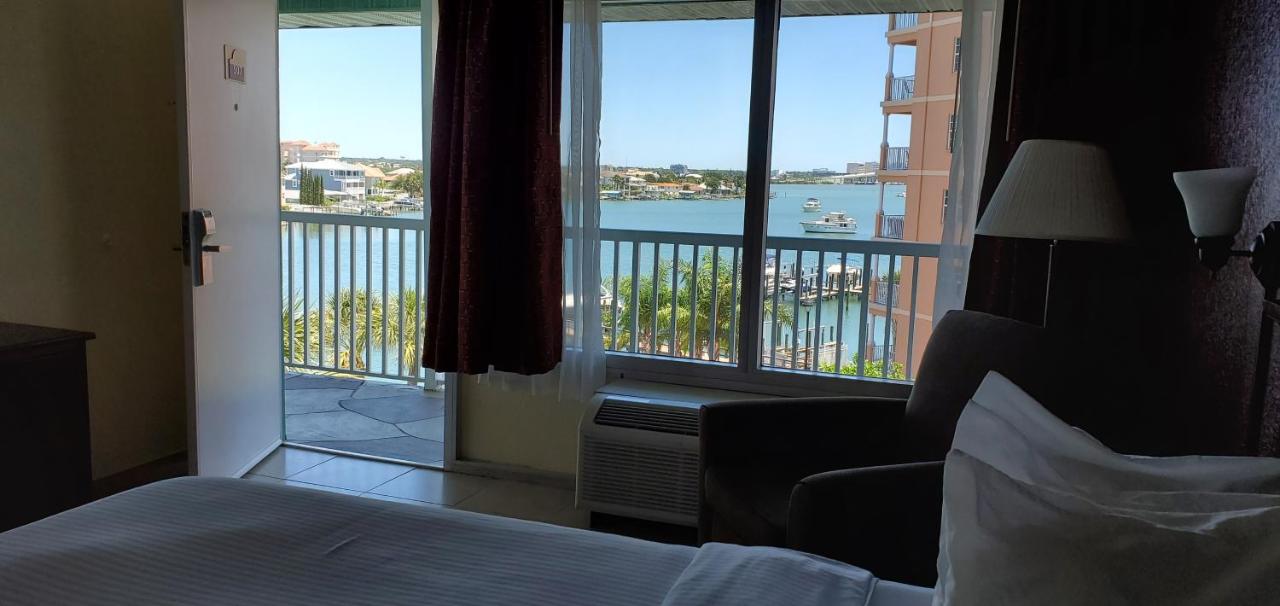 | Clearwater Beach Hotel