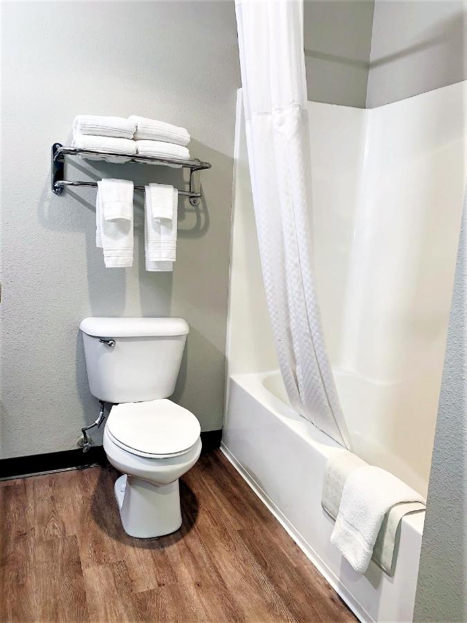 One-Bedroom King Suite - Non-Smoking at Days Inn by Wyndham Bernalillo