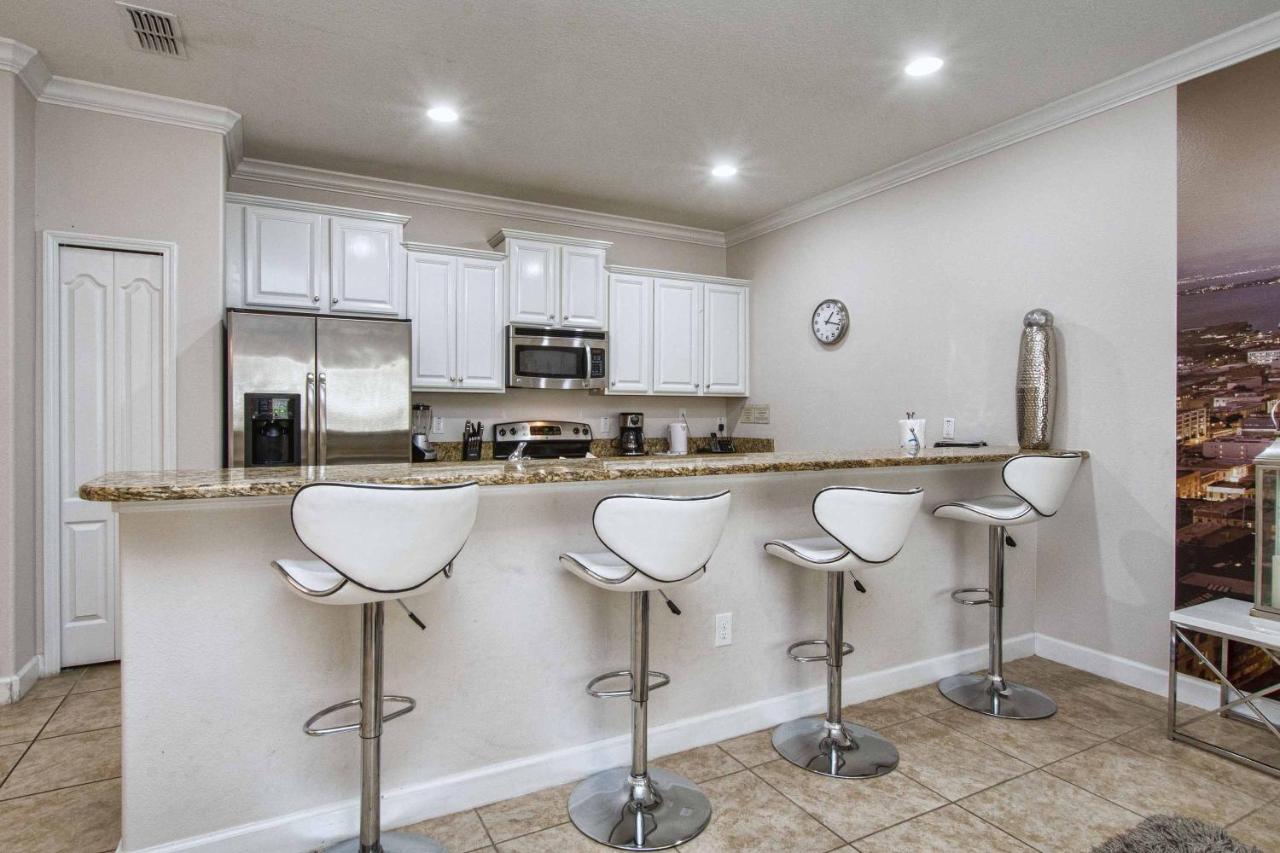  | Paradise Palms- 4 Bed Townhome w/Splashpool-3082PP