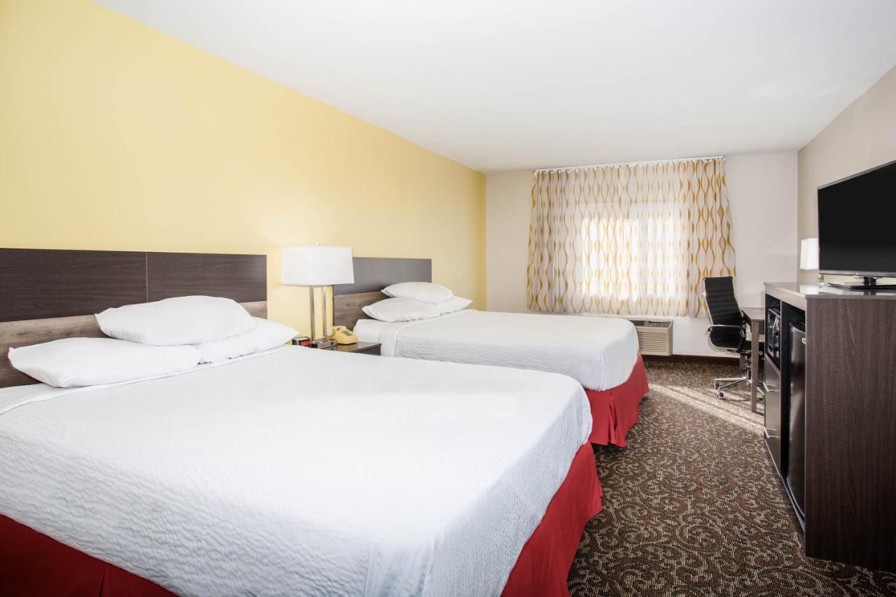 Queen Room with Two Queen Beds - Non-Smoking at Days Inn by Wyndham Phoenix North