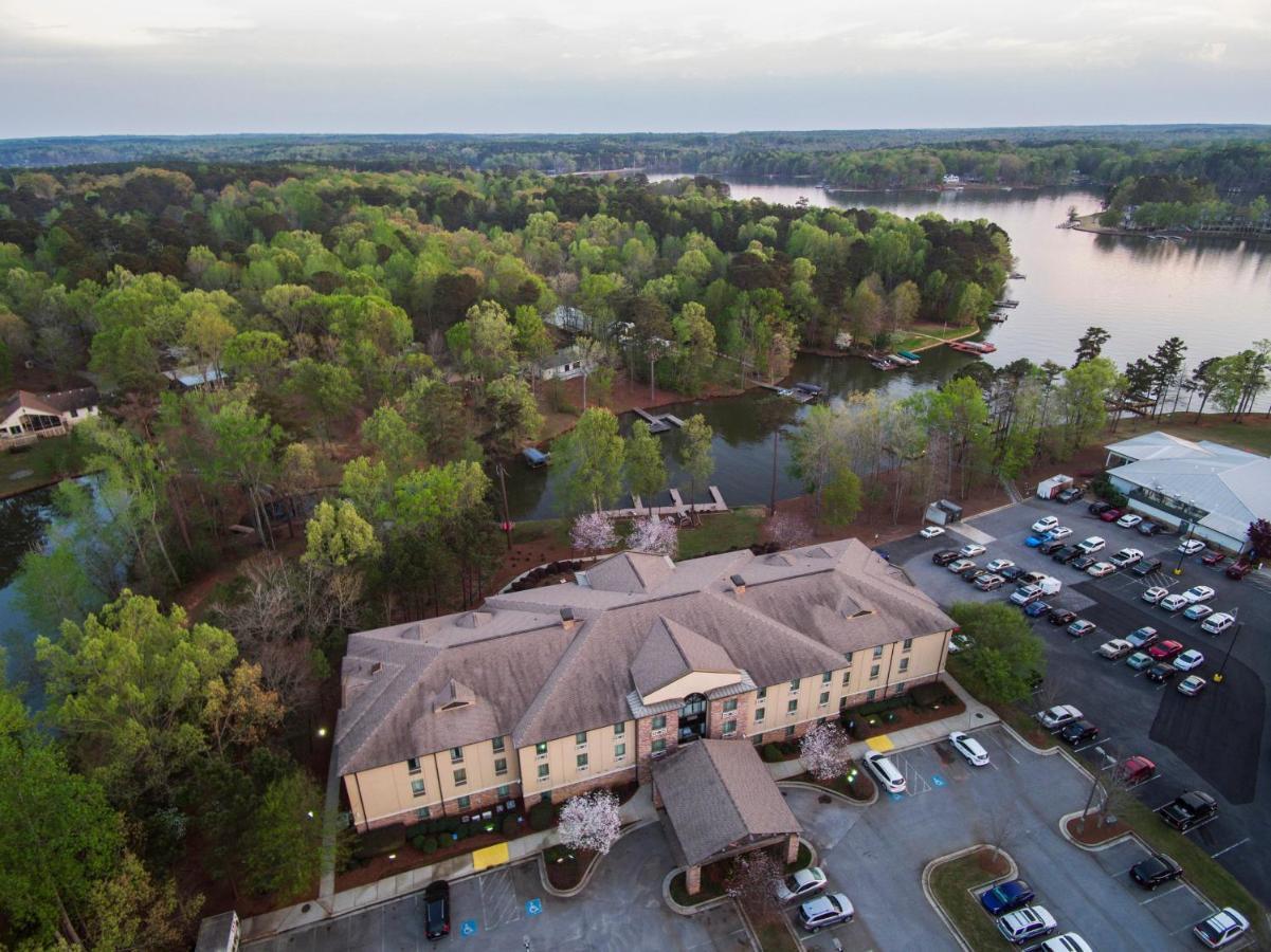 | The Lodge on Lake Oconee