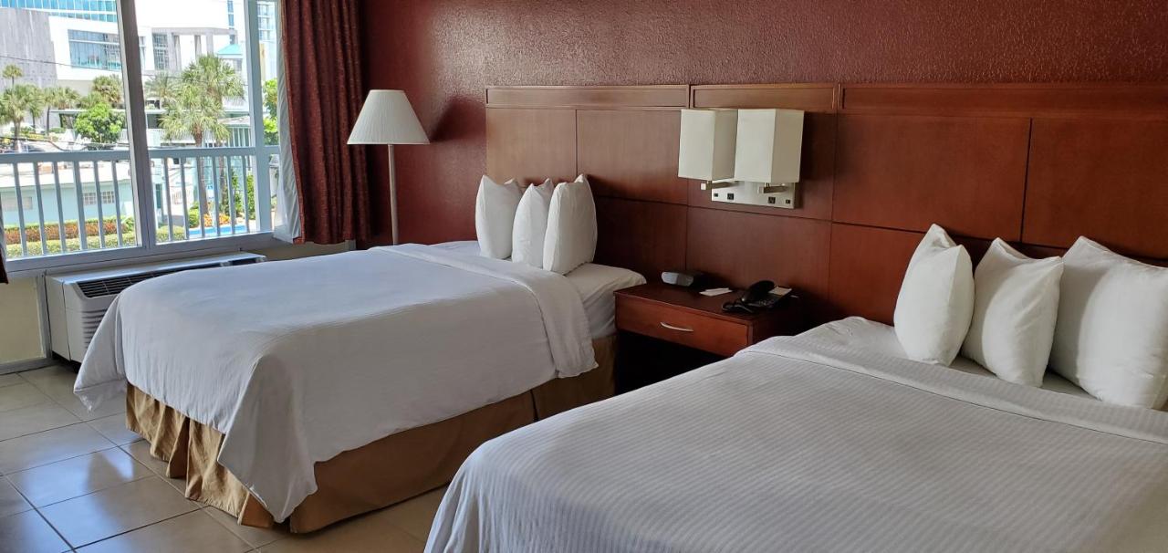 | Clearwater Beach Hotel