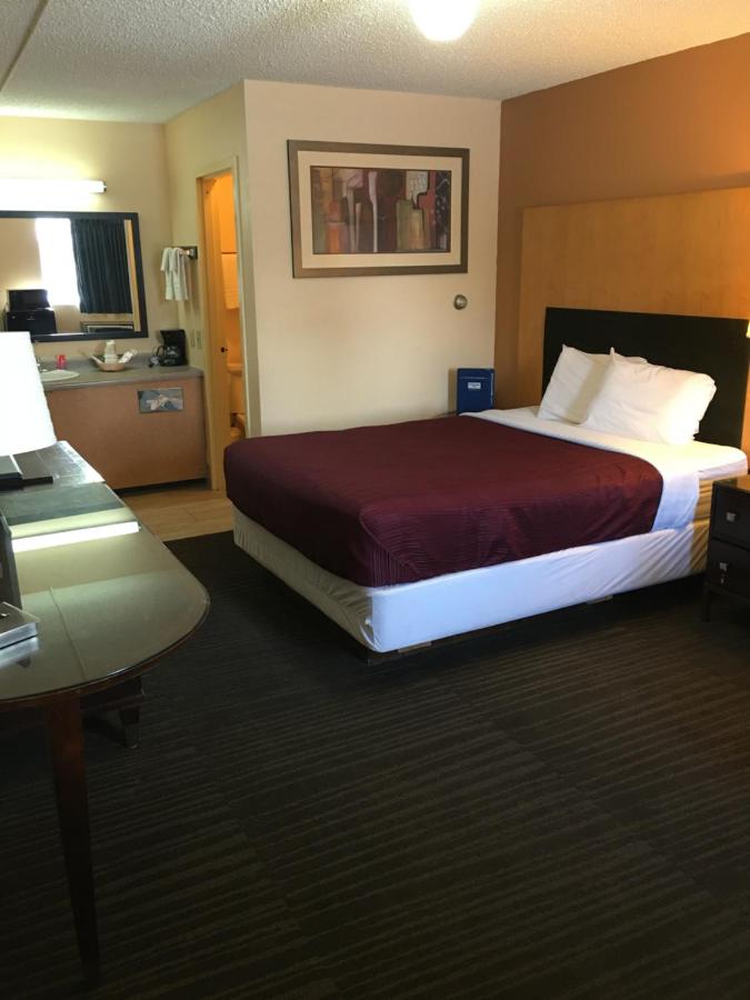 | Rodeway Inn Sergeant Bluff - Sioux City