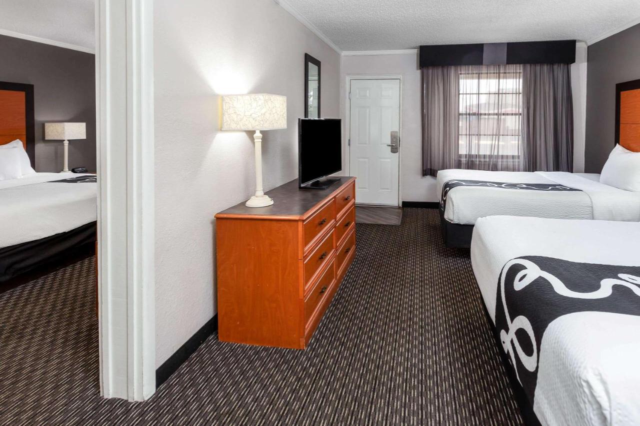 King Room - Non-Smoking at La Quinta Inn by Wyndham Laredo I-35