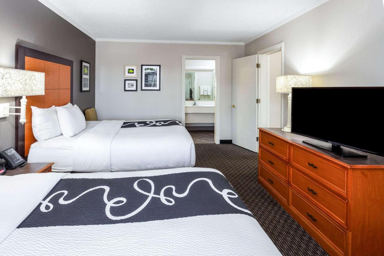 King Room - Non-Smoking at La Quinta Inn by Wyndham Laredo I-35