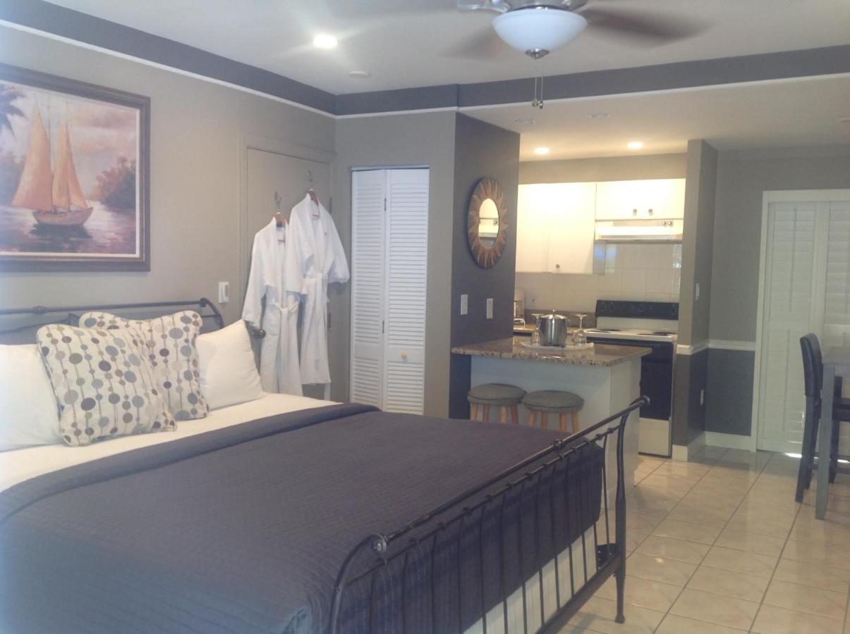 | Coral Reef Guesthouse