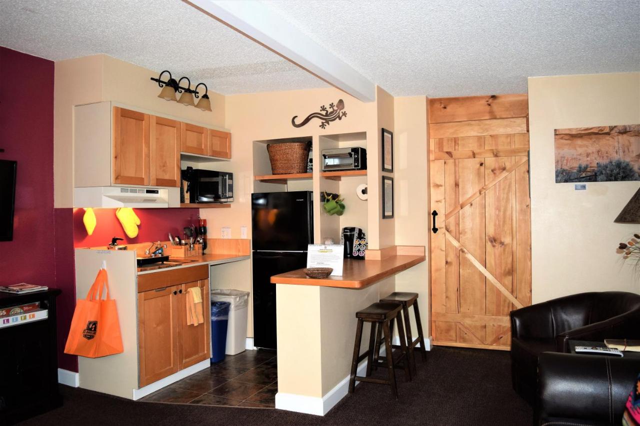 | St Danes Prickly Pear Cabin
