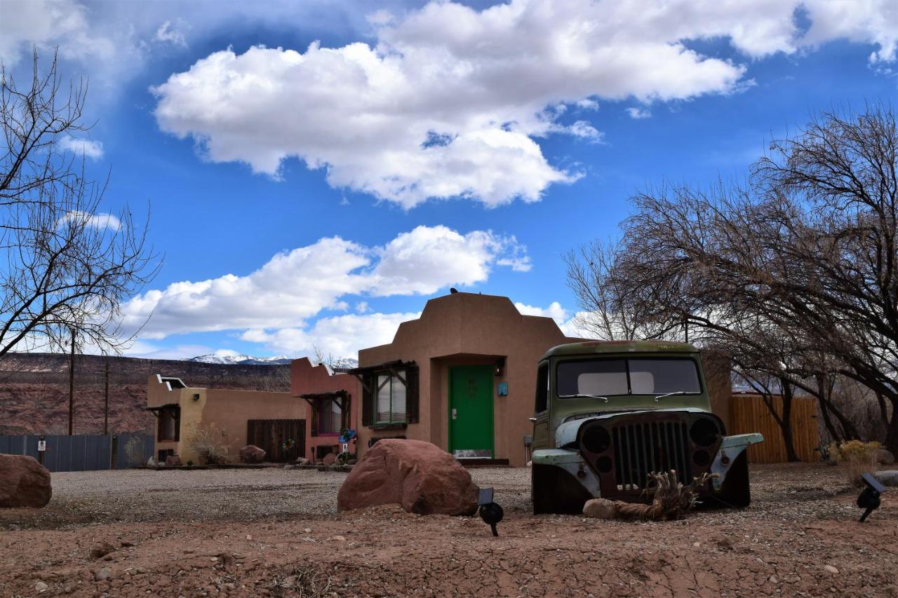 | St Danes Pinyon Pine Cabin
