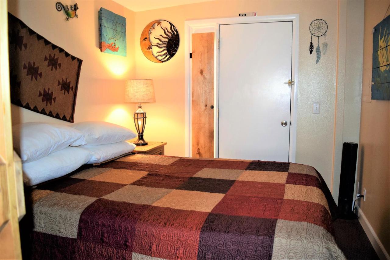 | St Danes Pinyon Pine Cabin