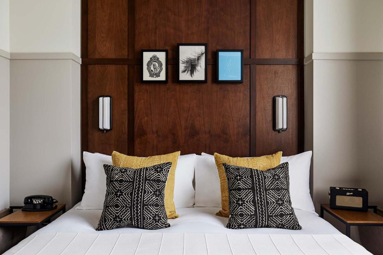  Cosy at The Hoxton Portland