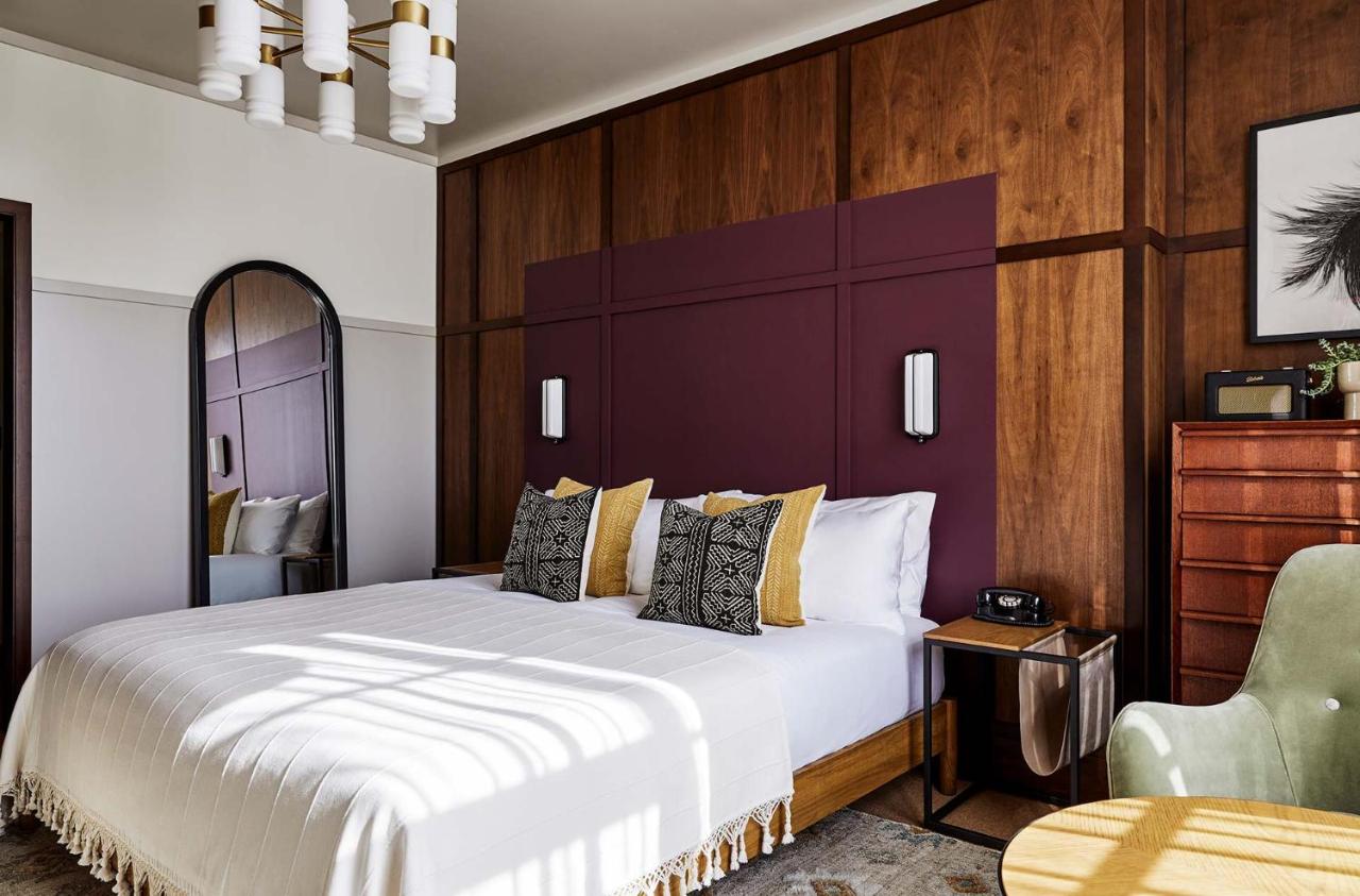 Roomy View at The Hoxton Portland