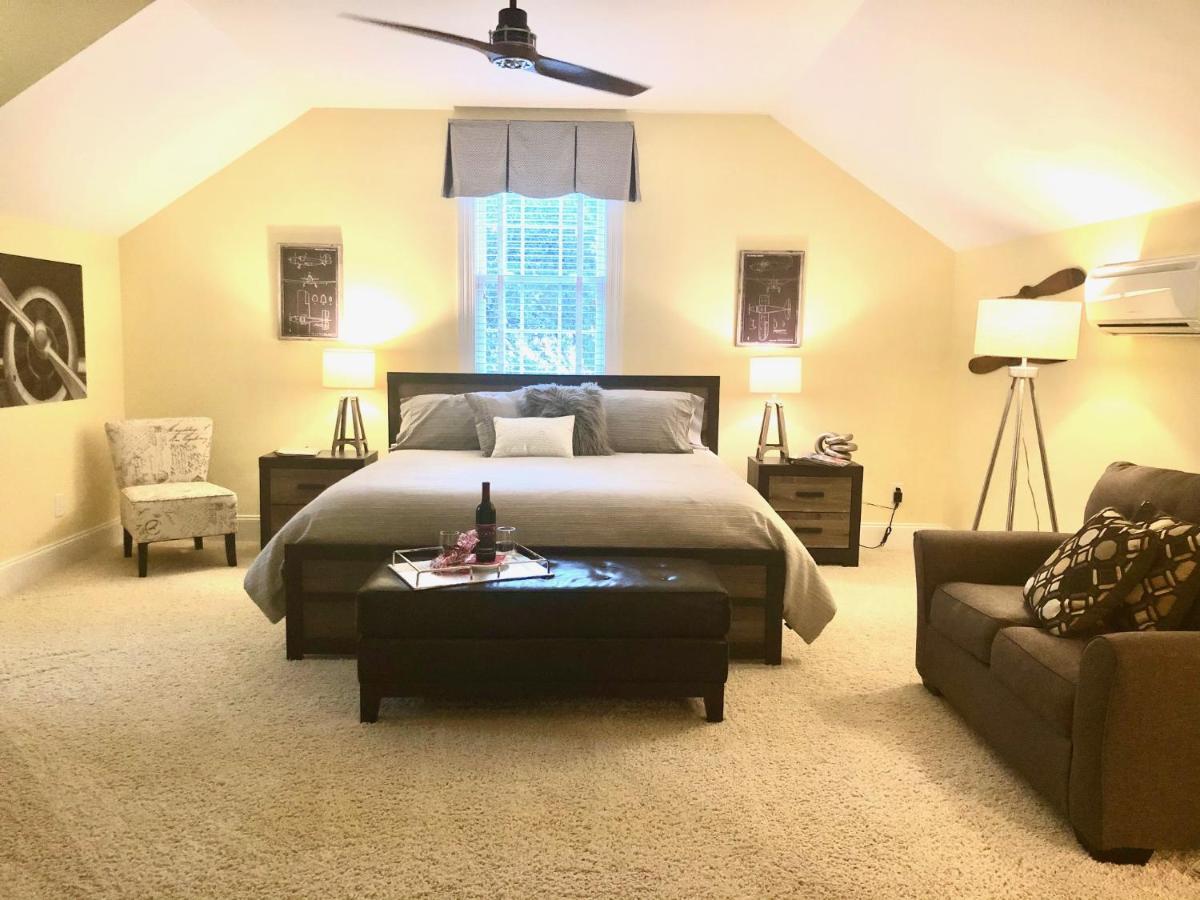  | LaPolena Bed & Breakfast