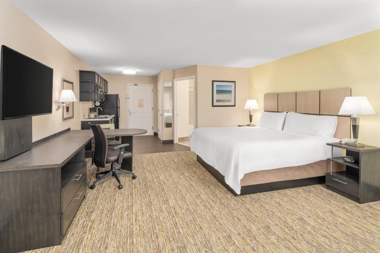  | Candlewood Suites Destin-Sandestin Area, an IHG Hotel