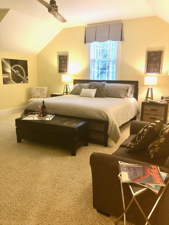  | LaPolena Bed & Breakfast
