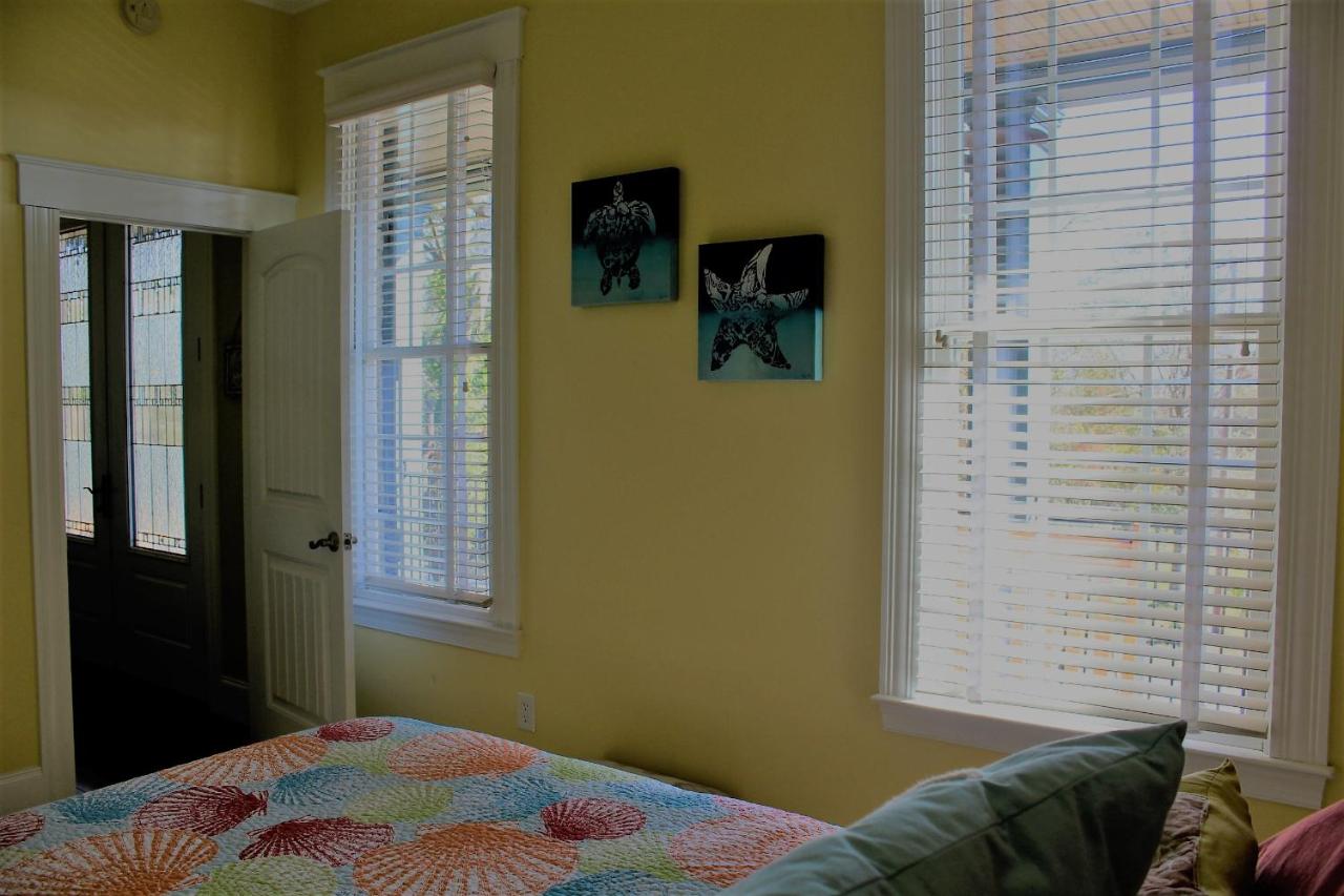  | LaPolena Bed & Breakfast