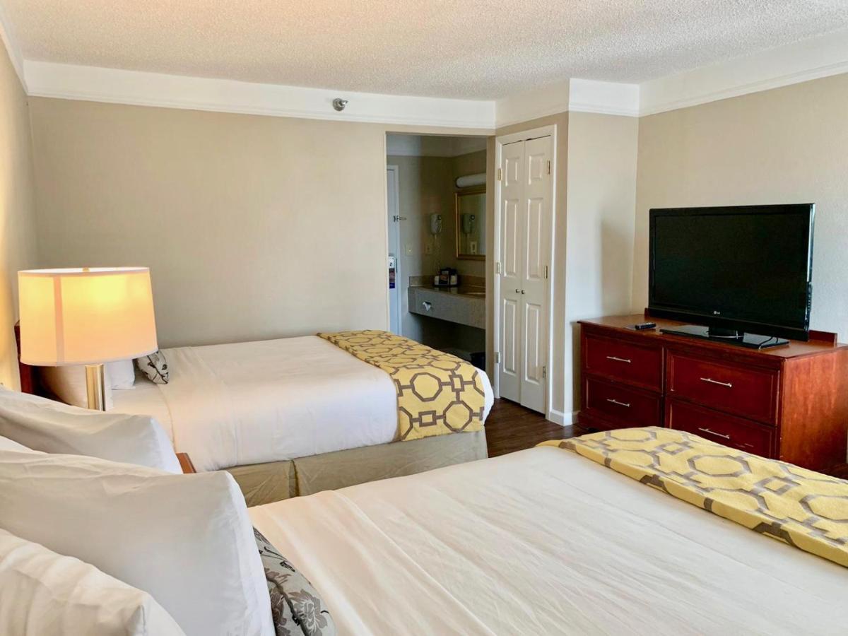 | Baymont by Wyndham Texarkana