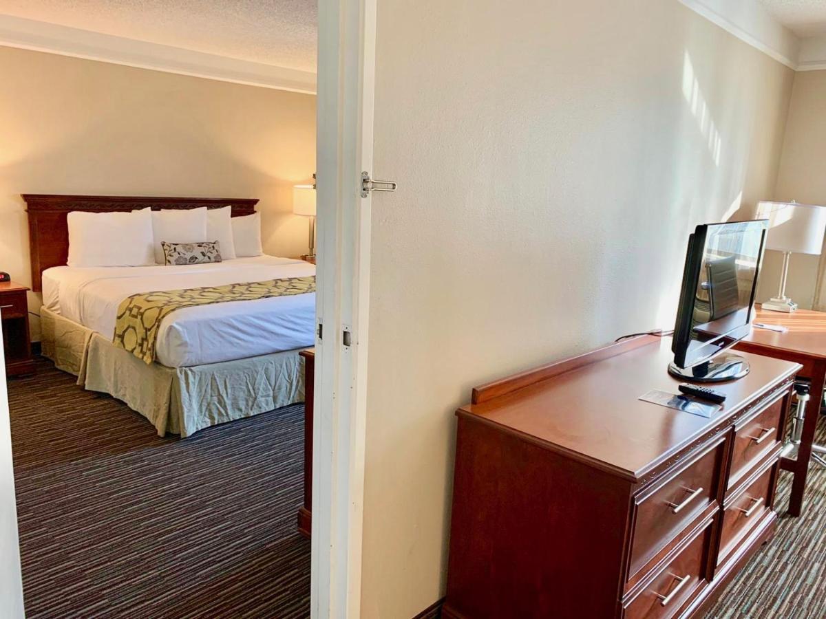 | Baymont by Wyndham Texarkana