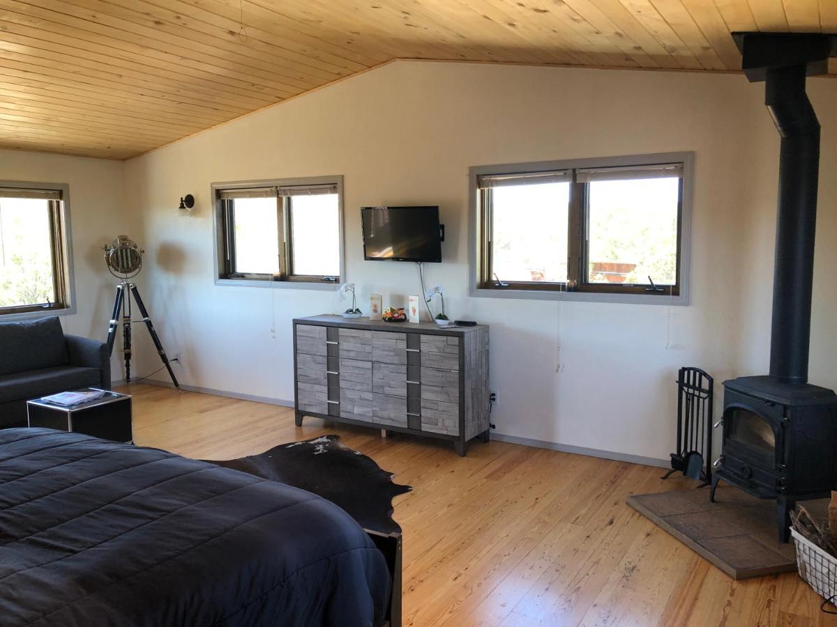 | Double G Ranch & Guestlodge
