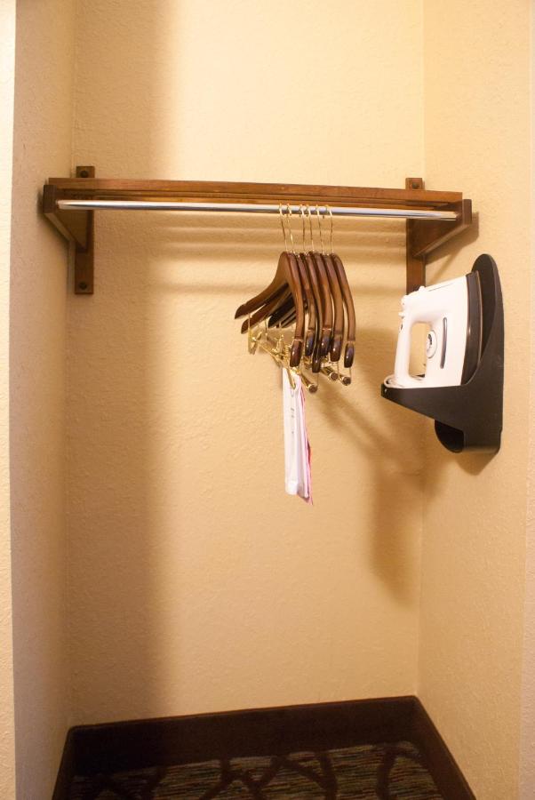 | Holiday Inn Express Hotel & Suites Jacksonville South I-295, an IHG Hotel