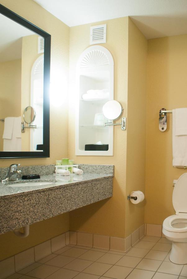 | Holiday Inn Express Hotel & Suites Jacksonville South I-295, an IHG Hotel