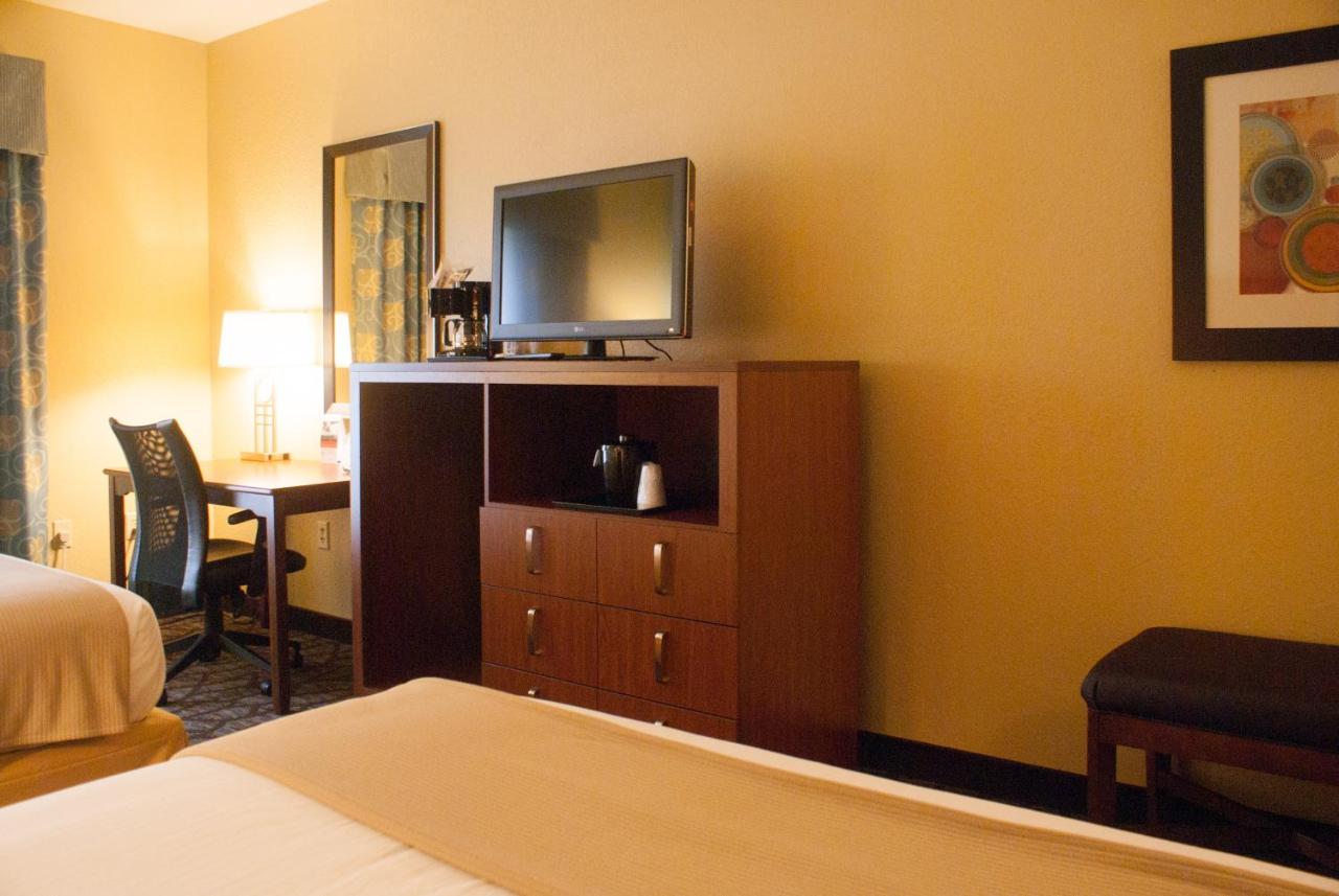 | Holiday Inn Express Hotel & Suites Jacksonville South I-295, an IHG Hotel