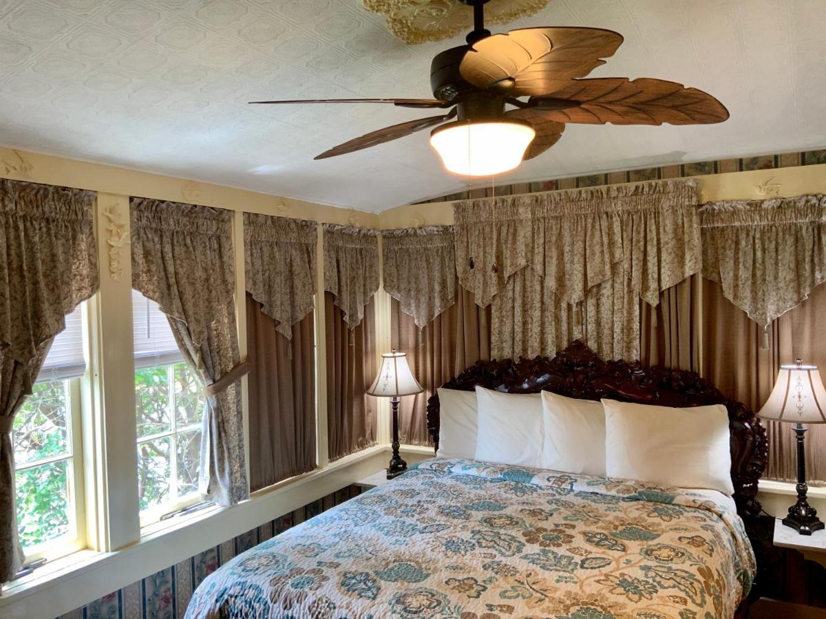 | The Gables Inn