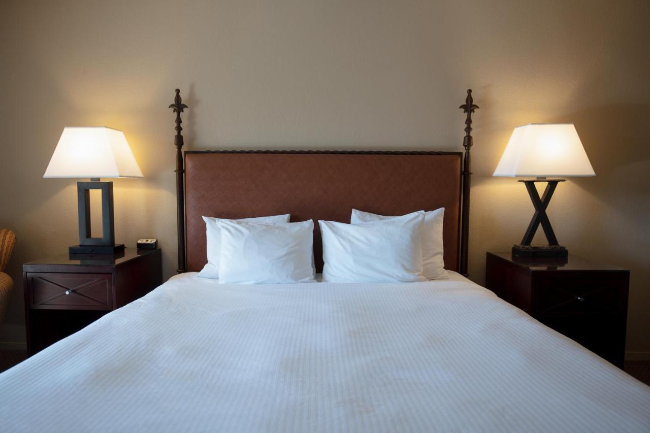 Premium King Room with River View at Riverside Inn