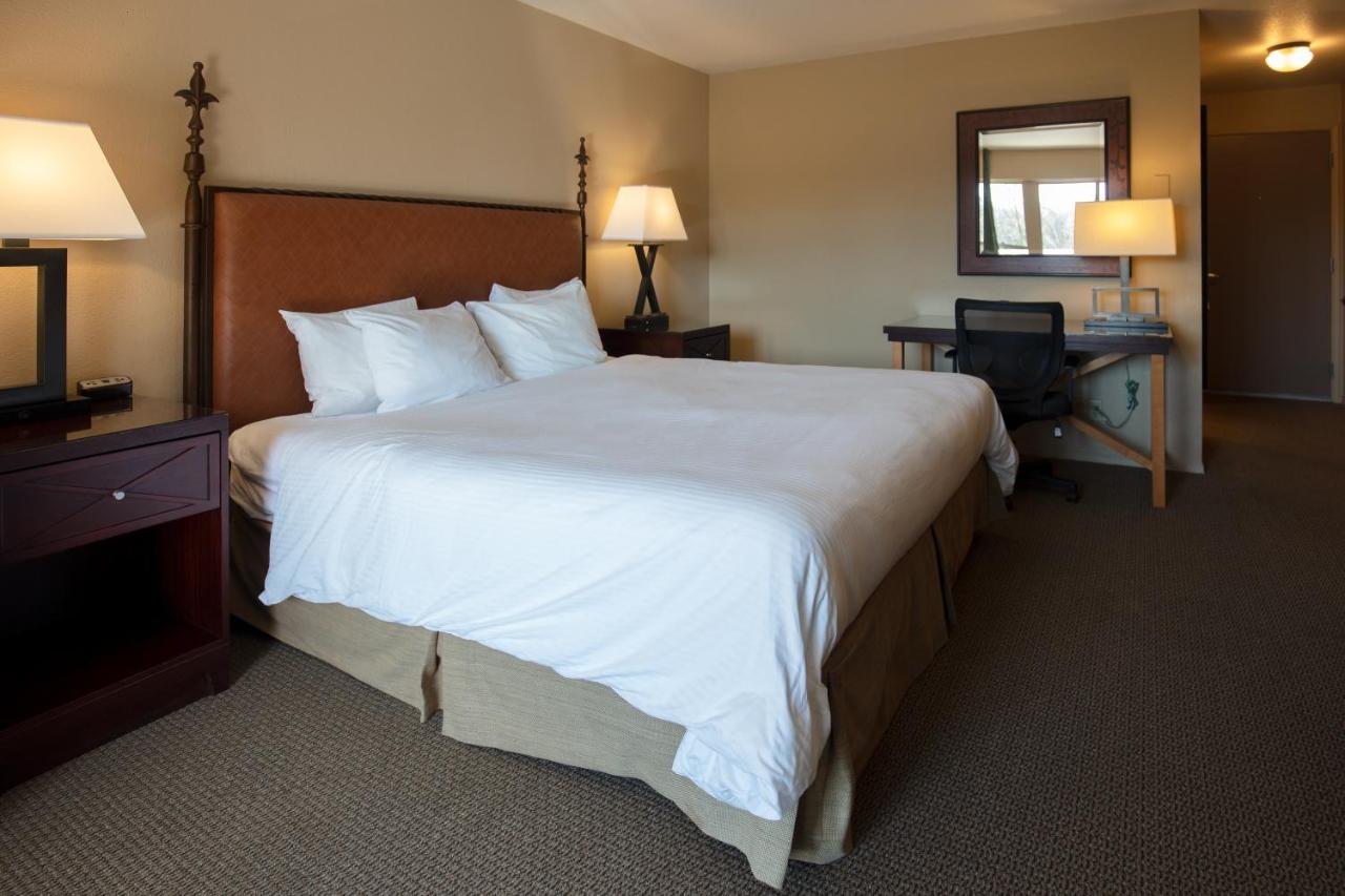 Premium King Room with River View at Riverside Inn