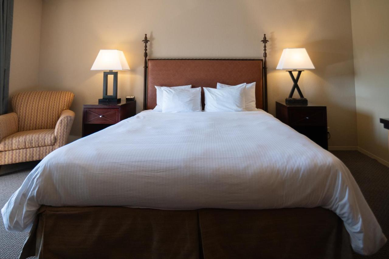 Premium King Room with River View at Riverside Inn