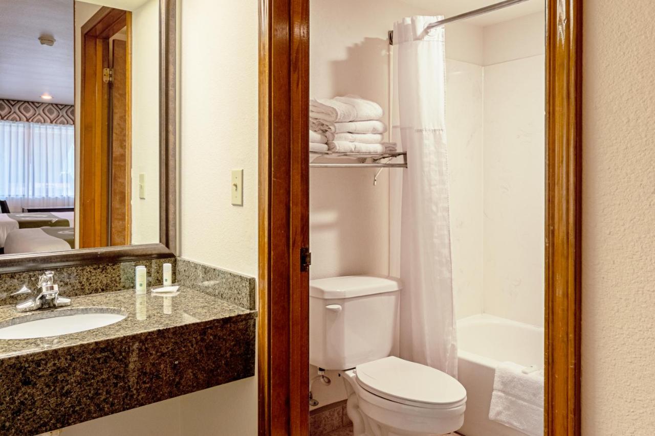 King Room - Non-Smoking at Quality Inn