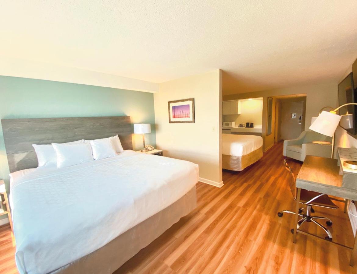 | Atlantic Beach Hotel Newport