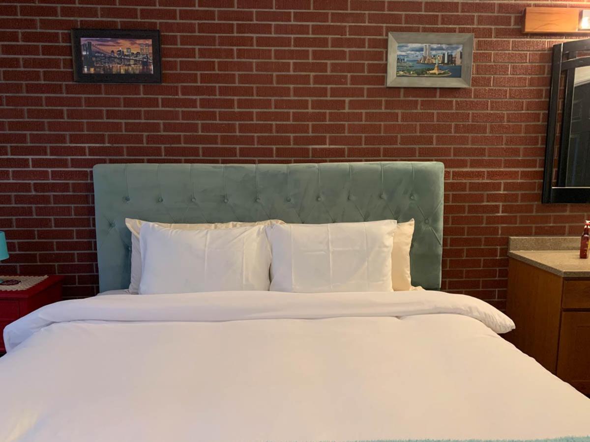 | The Wing at Kingston East