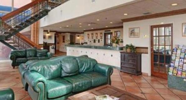  | Miami Gardens Inn & Suites