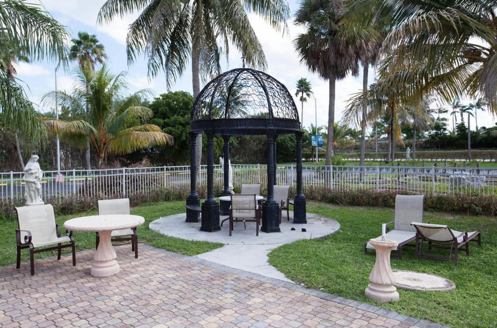  | Miami Gardens Inn & Suites