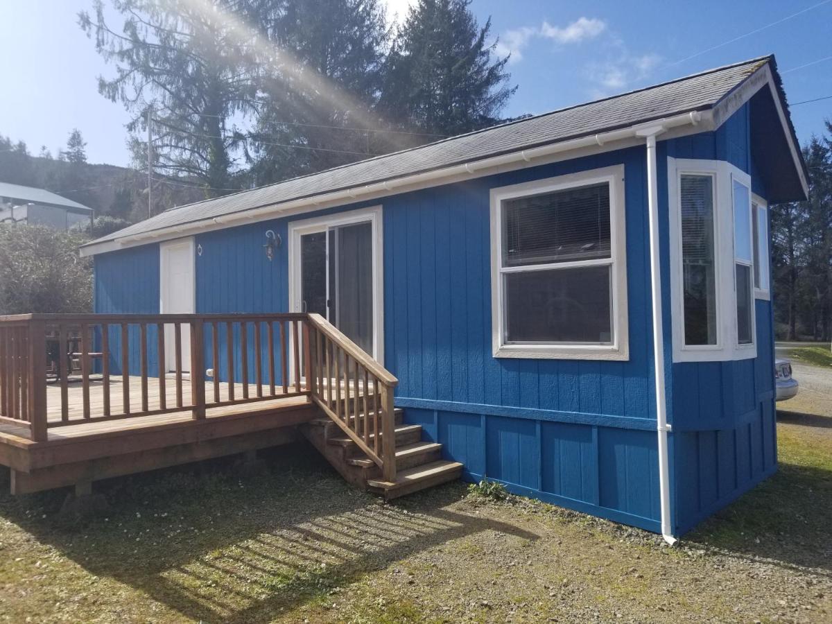 | Paradise Cove RV Resort & Marina