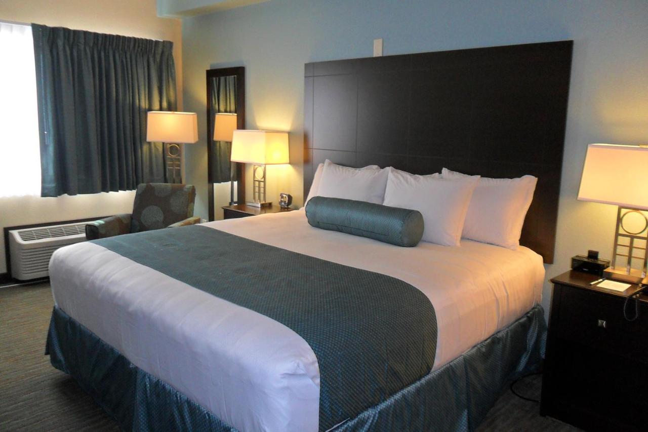 | Cobblestone Inn & Suites - Fort Dodge
