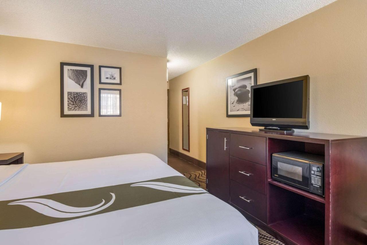 King Room - Non-Smoking at Quality Inn Sweetwater I-20